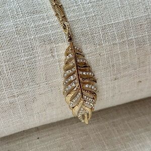 Lilly Pulitzer Elegant Gold Feather Pendant Necklace